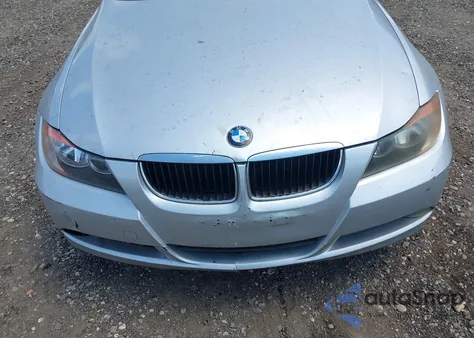 2007 BMW 328I z USA, uszkodzony, nr VIN WBAVA33577KX72857